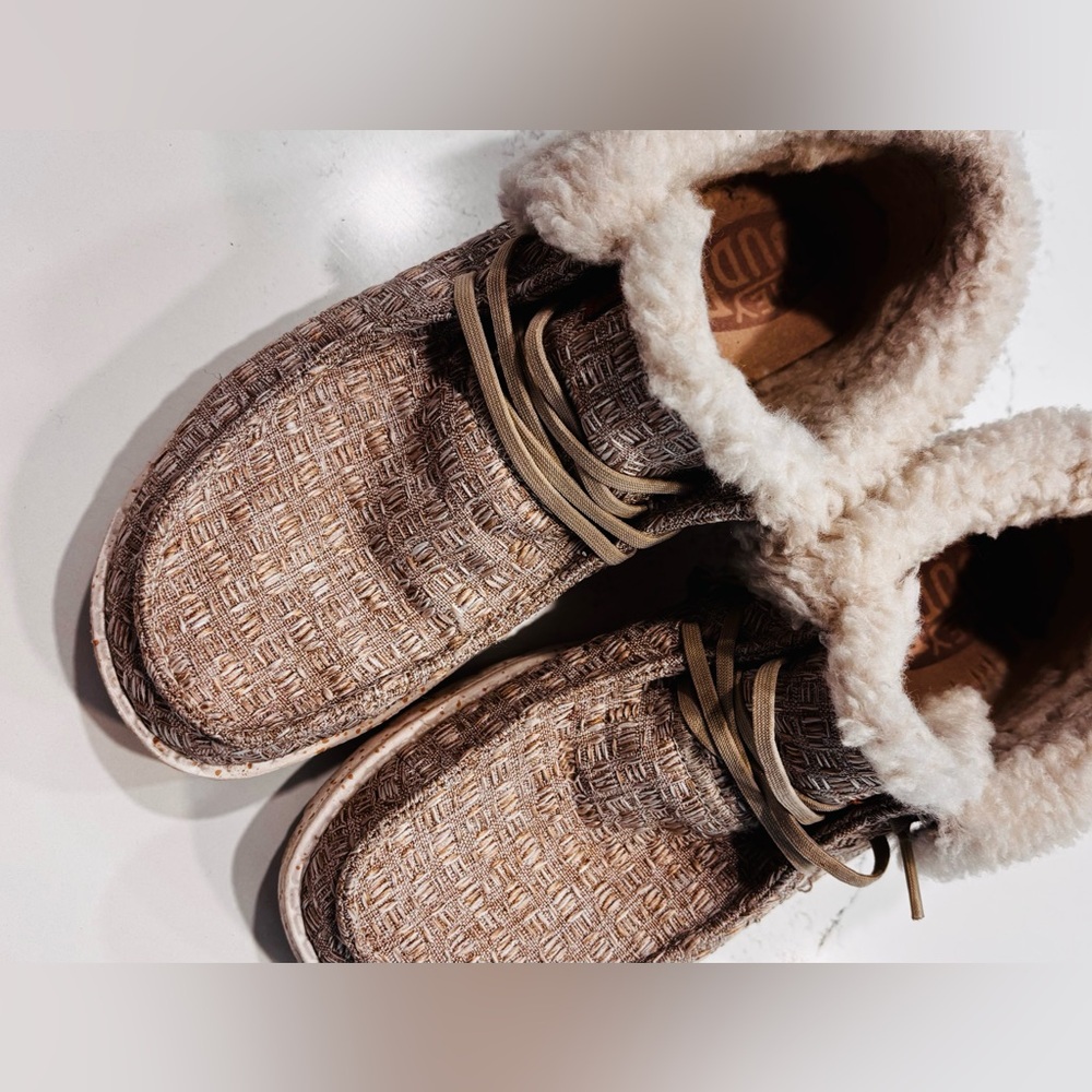Hey Dude Cream Fur-Lined Footwear